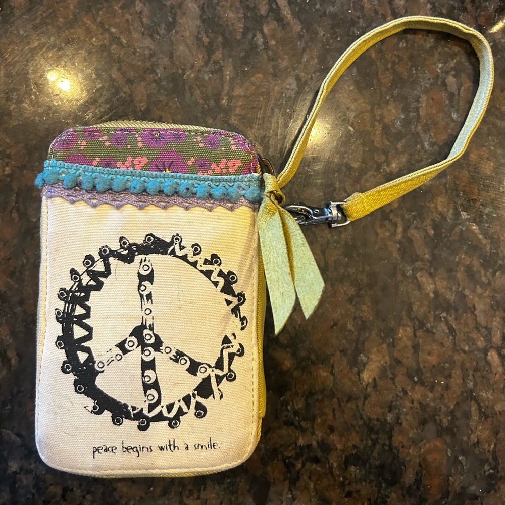 Natural Life phone case/wallet Wristlet